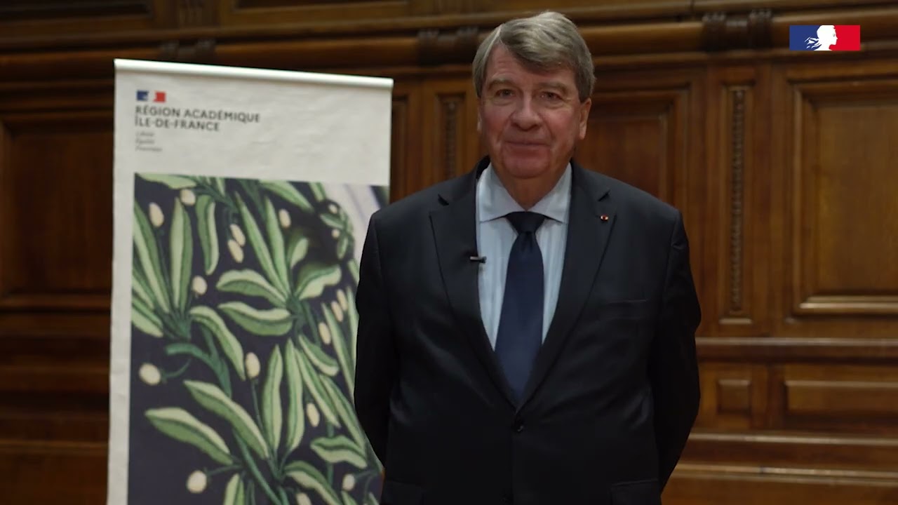 Interview de Xavier Darcos, de l’Académie française
