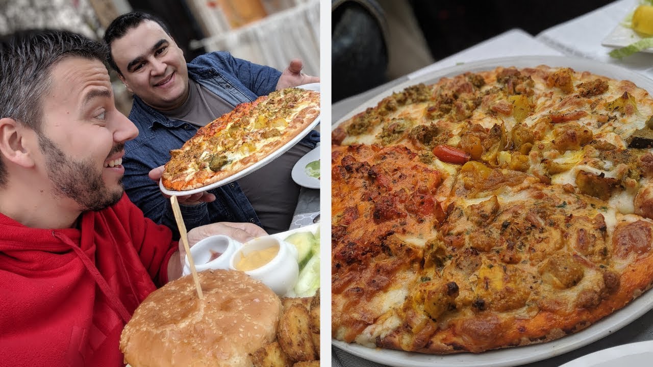 Des PIZZAS à l'INDIENNE dans un VRAI RESTO INDIEN! - VLOG #930