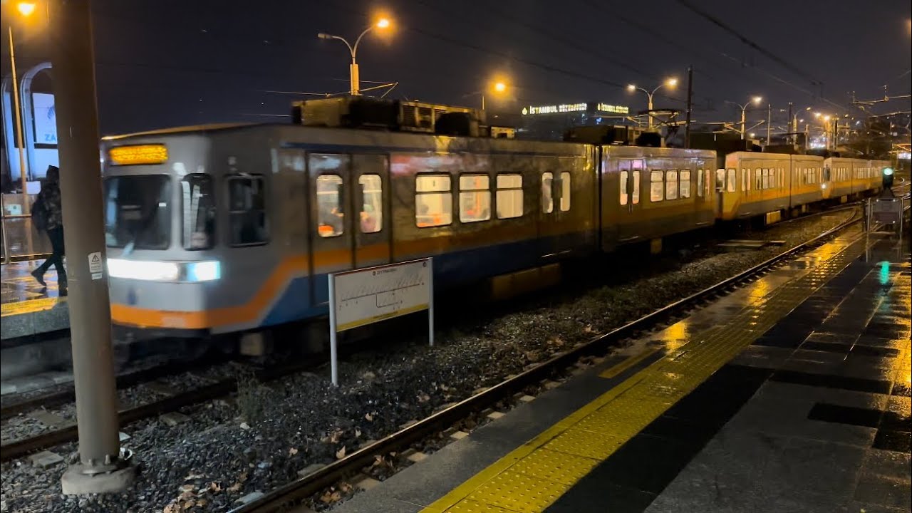 Istanbul Turkey - How to switch from the M1 train line to the T1 tram line from Istanbul Aksaray to