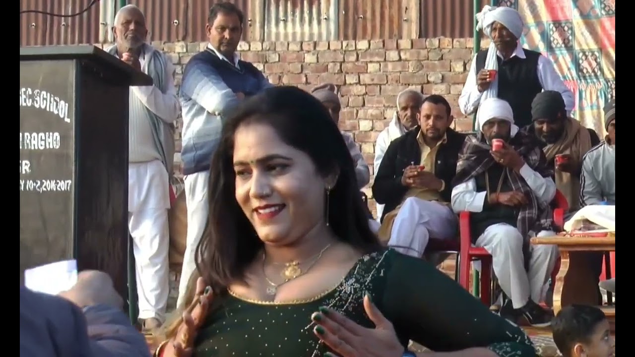 स्टेज तोड धमाका सुमन गोस्वामी धमाकेदार प्रस्तुति || Suman goswami dance स्टेज पर मचा दिया तहलका 2024
