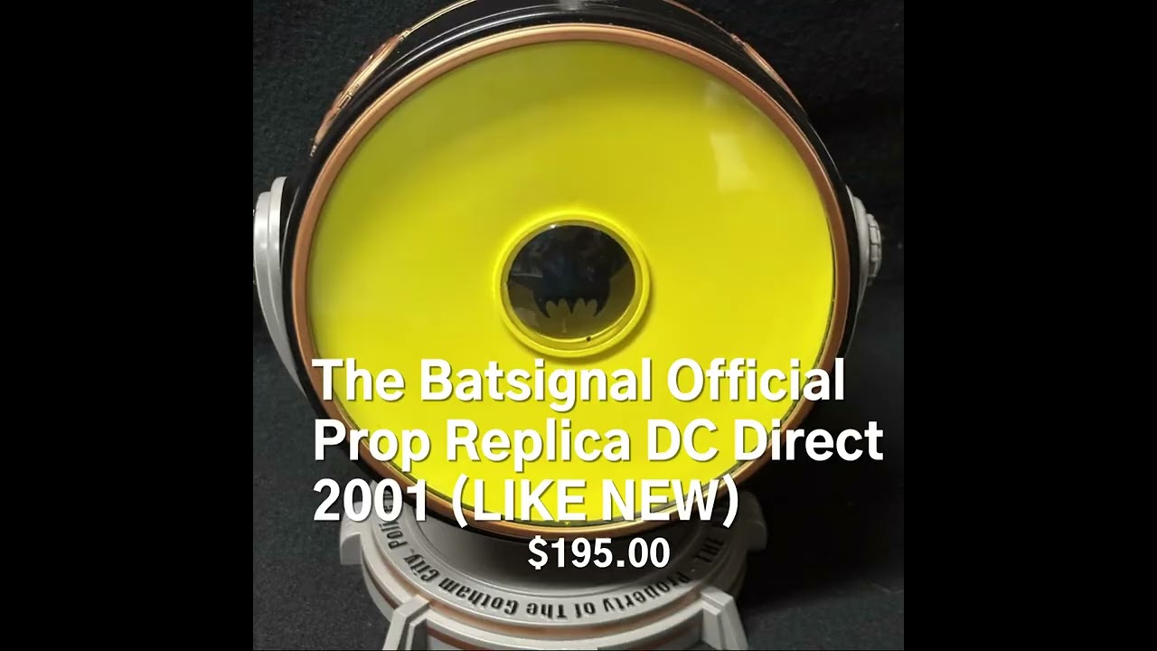 The Batsignal Official Prop Replica DC Direct 2001 (LIKE NEW)