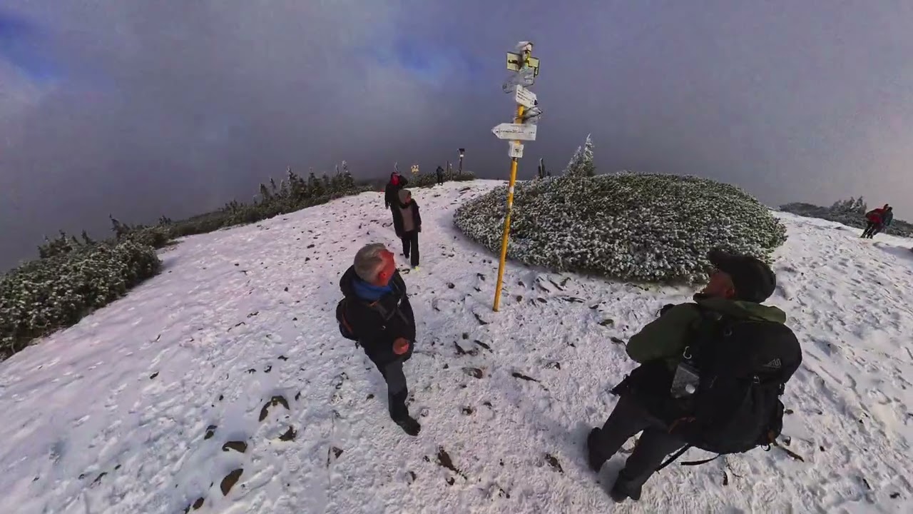 Pilsko w październiku. #mountains #forest #snow #poland #beskidy #insta360 #trekking