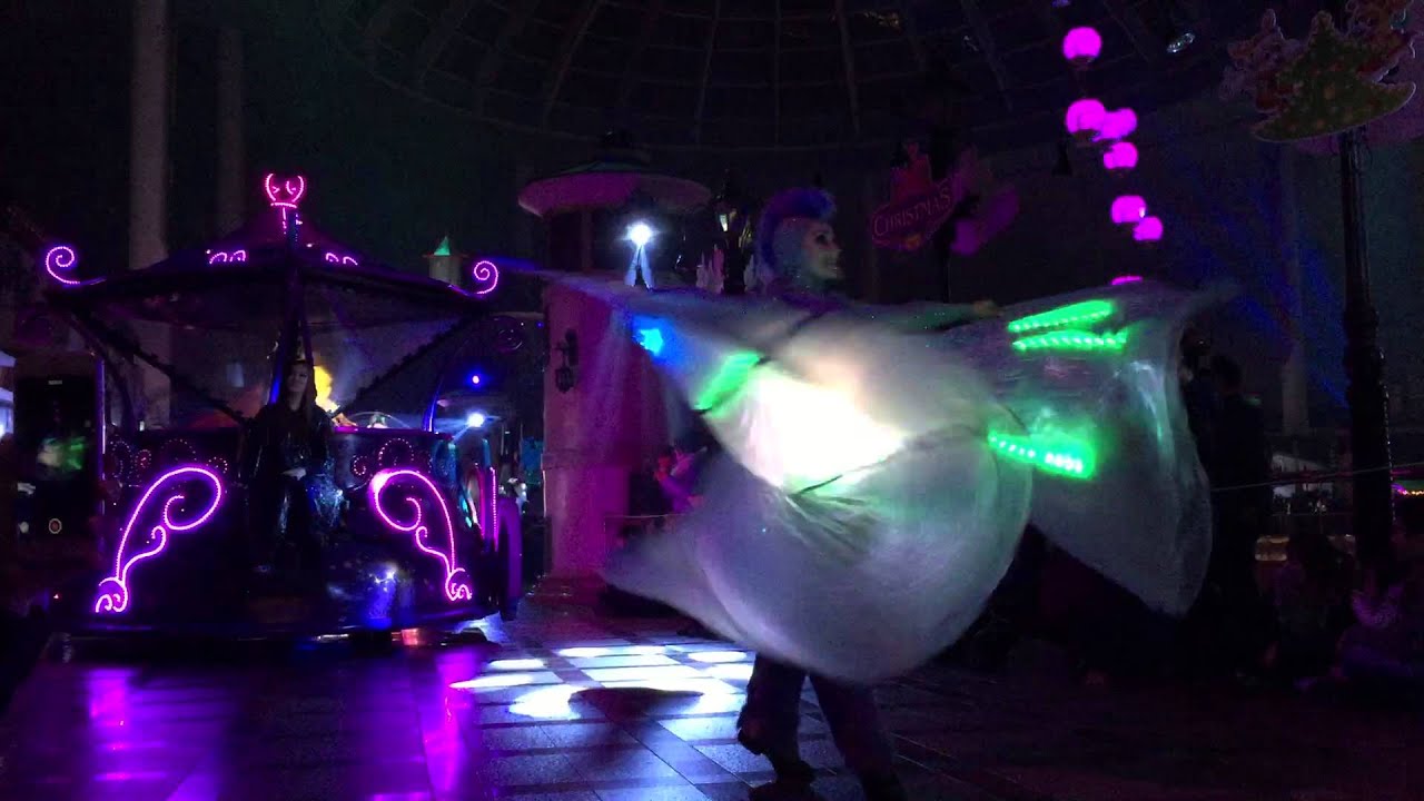 lotte world parade 2015 롯데월드 야간 퍼레이드 풀버전 - (크리스마스 퍼레이드?)