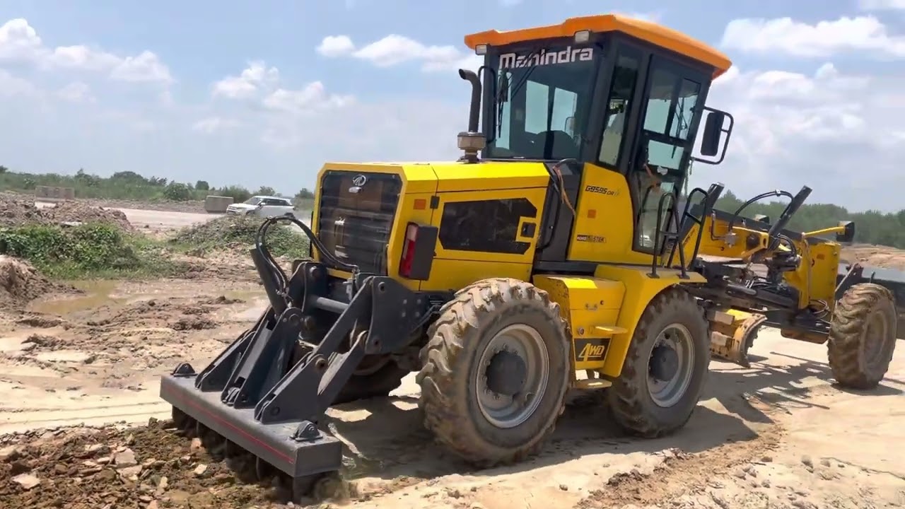 Mahindra Road Master Motor Grader Very Cheap price and higher productivity equipment for Contractors