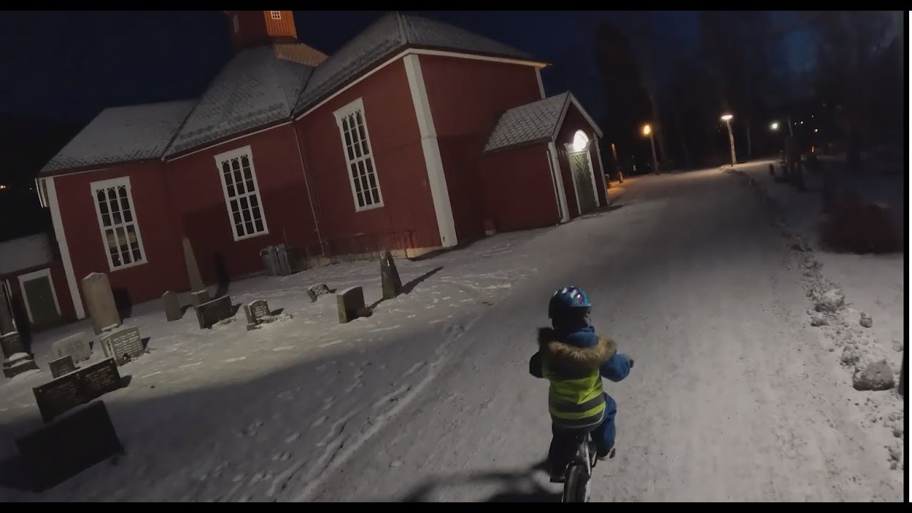 - 8 C DE BİSİKLET SÜRMEK! KAR VE SOĞUĞA BAKIŞ AÇINI DEĞİŞTİRECEGİZ! NORVEÇ'TE ELEKTRONİK FİYATLARI?
