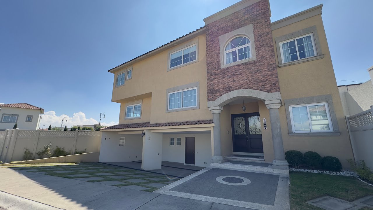 N401 Residencia en Venta en Metepec, Estado de México