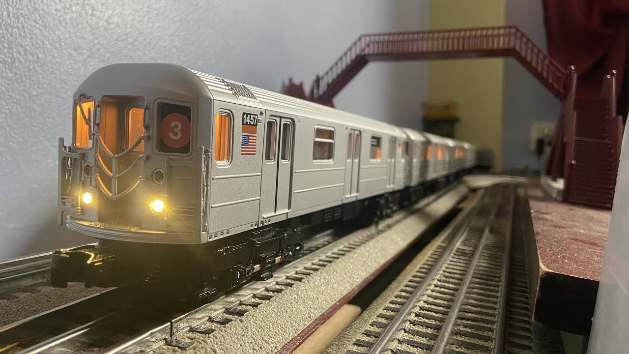 MTH Subway: MTA 4-Car R62 (3) Express Train Action to Flatbush Avenue