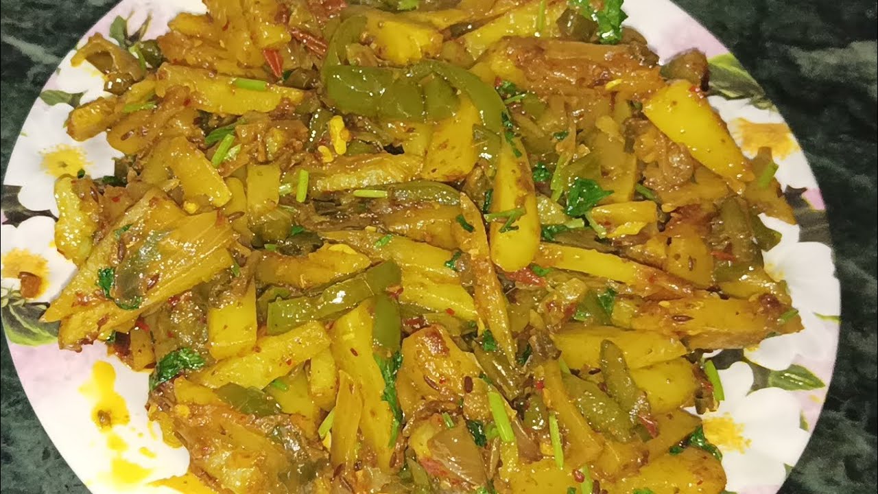 easy made vegetable of potato 🥔 and capsicum 🫑#food #recipe #cooking
