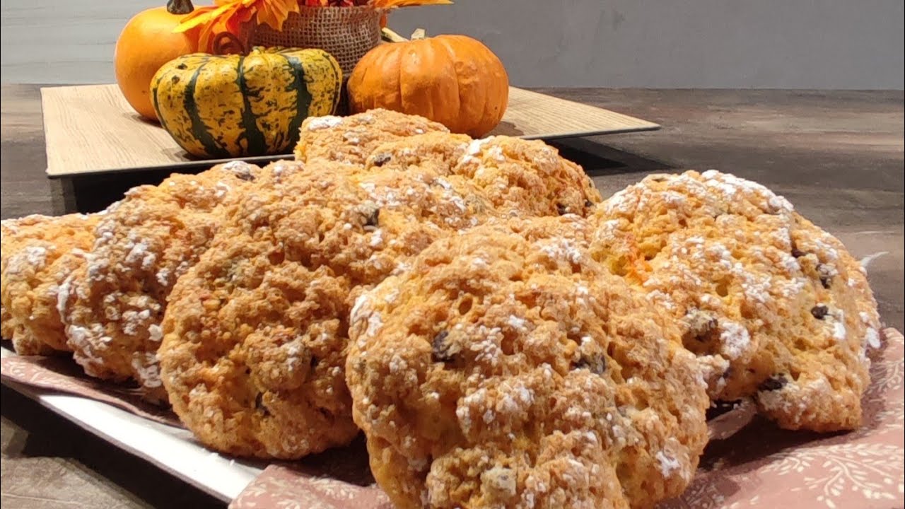 BISCOTTI ALLA ZUCCA E GOCCE DI CIOCCOLATO... SALVATE LA RICETTA SONO BUONISSIMI! #biscotti