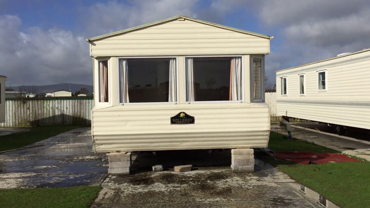 Willerby Kestrel at Cranfield Bay #52-0157