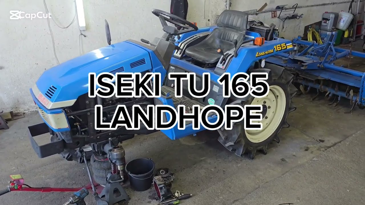 ISEKI TU165 Landhope wymiana uszczelniaczy przedniej osi, serwis napędu, olej w skrzyni pośredniej