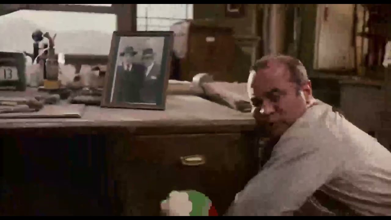 Hide me Eddie, p-p-p-please! Remember you never saw me. GET OUT OF THERE. [Who Framed Roger Rabbit]