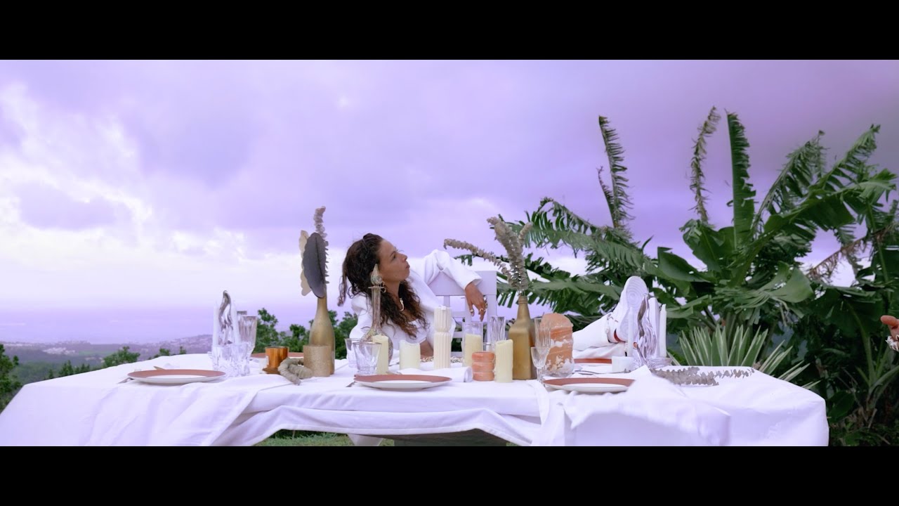 05. LUNAR - BIZ BUZZ - LOV'NEE
