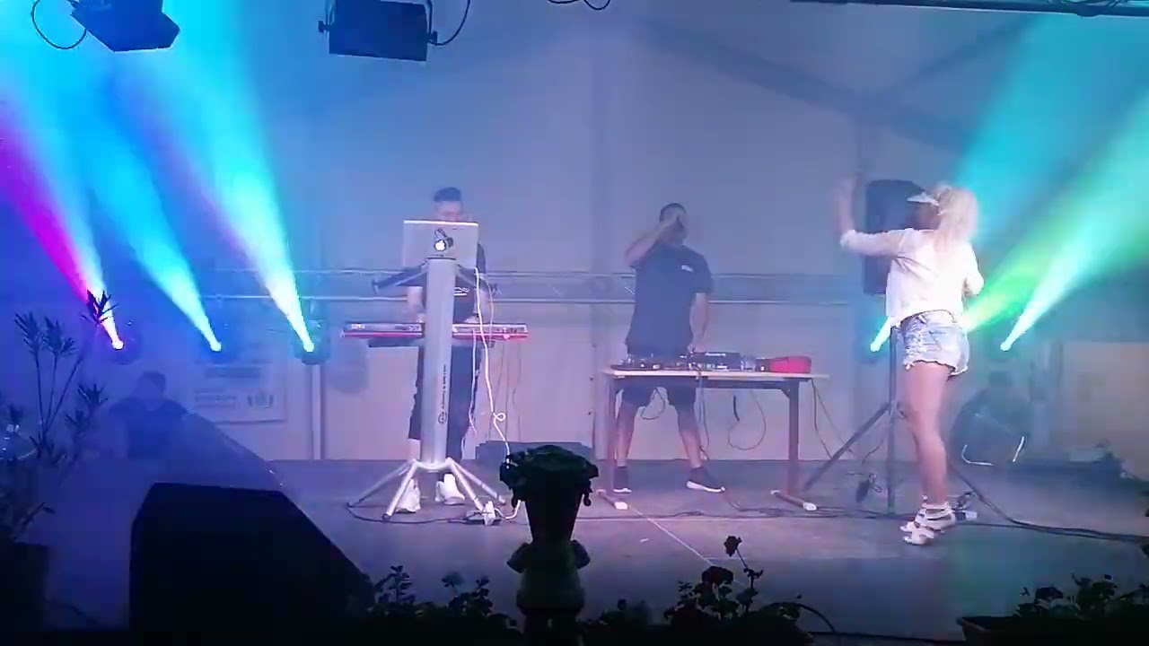 Peat Jr. & Fernando feat. Sheela - Hiányzol (Szápár, 2022.08.06.)