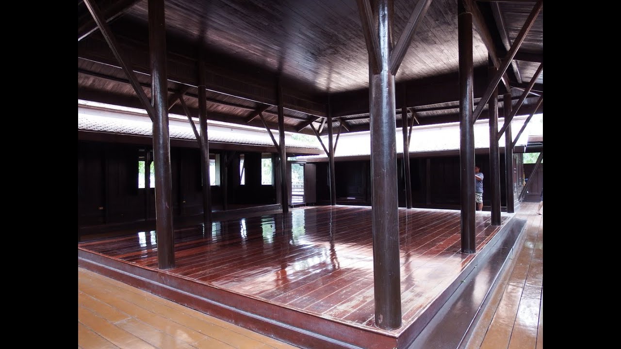 WHAT'S INSIDE A THAI TRADITIONAL HOUSE