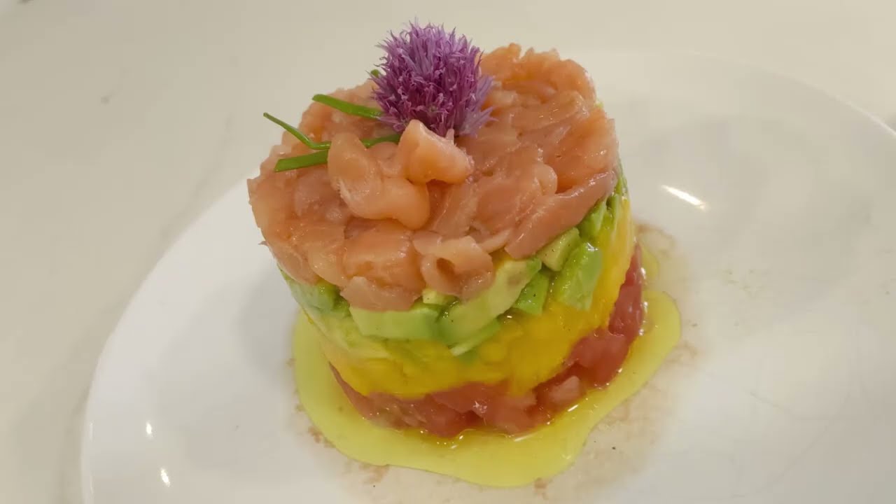 Tartar de Mango, Salmón ahumado, y aguacate  #ensaladasdeverano #recetasfaciles  #mangoyaguacate