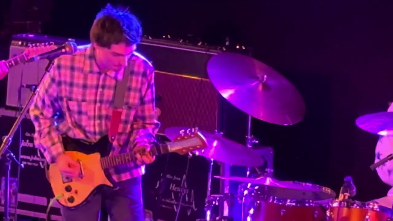 04 I’ll let you finish - Finn WOLFHARD - Paris la Maroquinerie octobre 2025