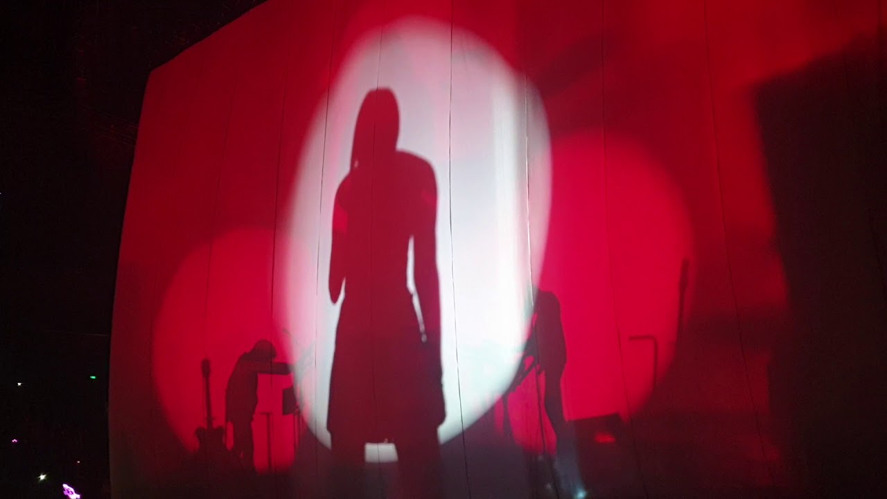 Dua Lipa - Intro / Blow Your Mind