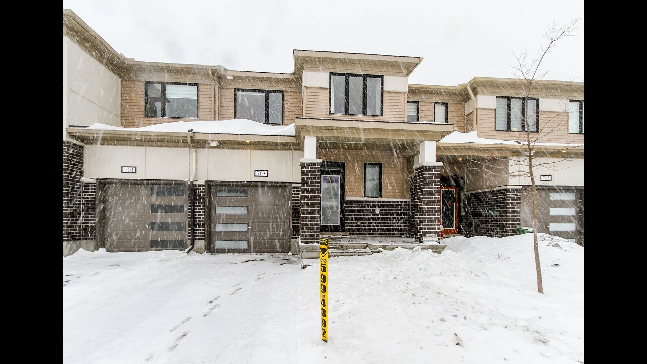 703 Derreen Avenue, Ottawa, ON