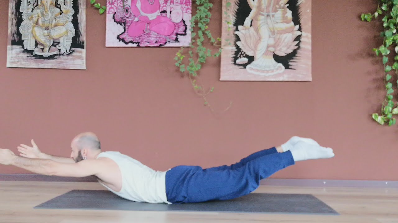 #68 Asana - Viparita (o Vipreet) Naukasana - Canoa Rovesciata