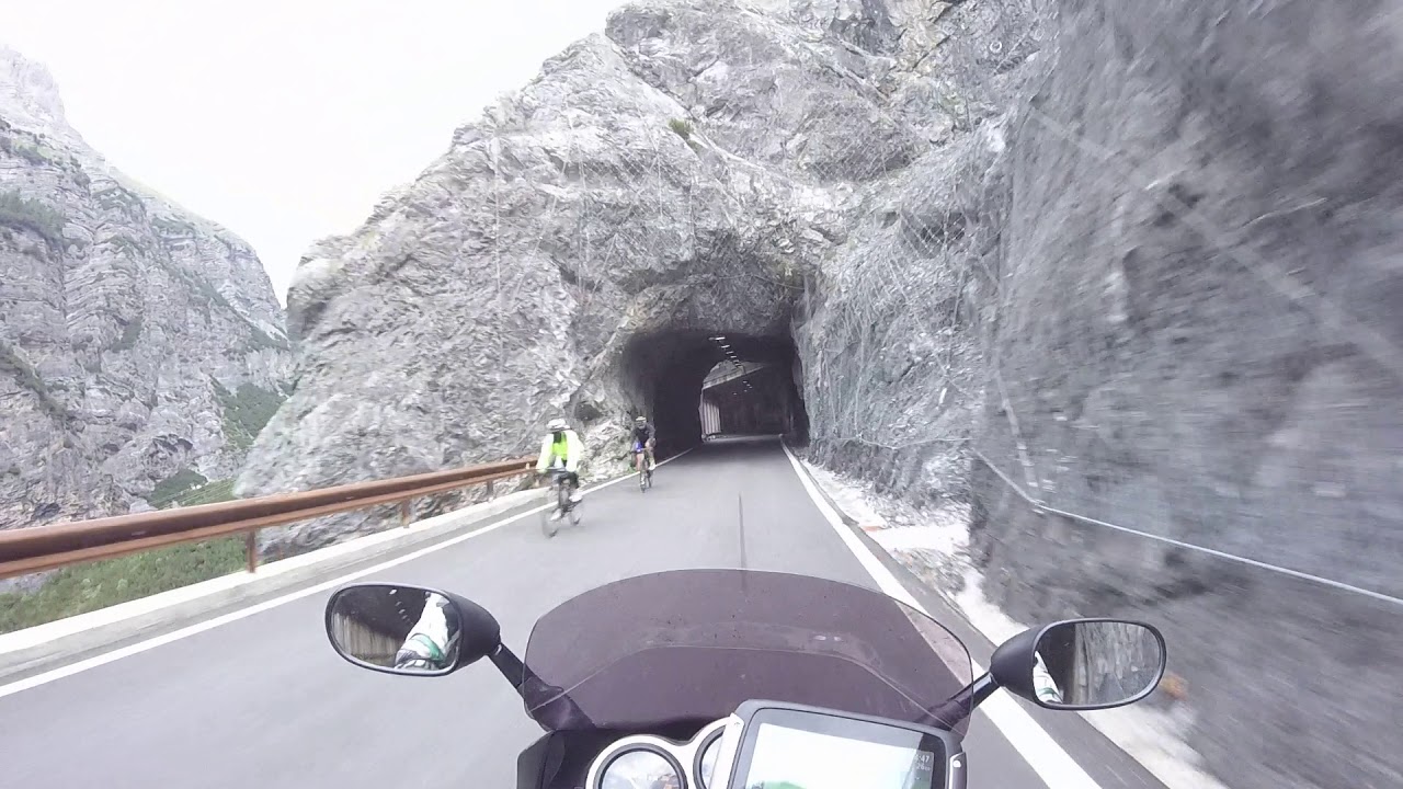 STELVIO PASS Italia Passo Stelvio Race mode Kawasaki ZRX1200S