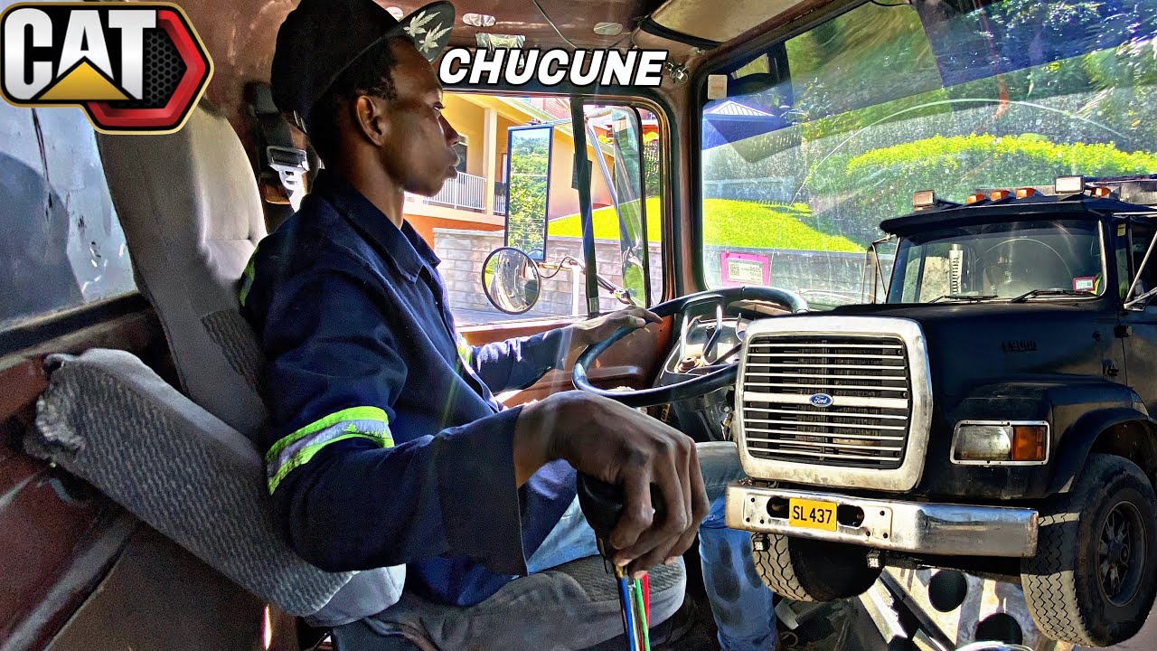 Chucune | Ford aeromax L9000 with a cat c12 and 8LL transmission hauling 20 tons of gravel 