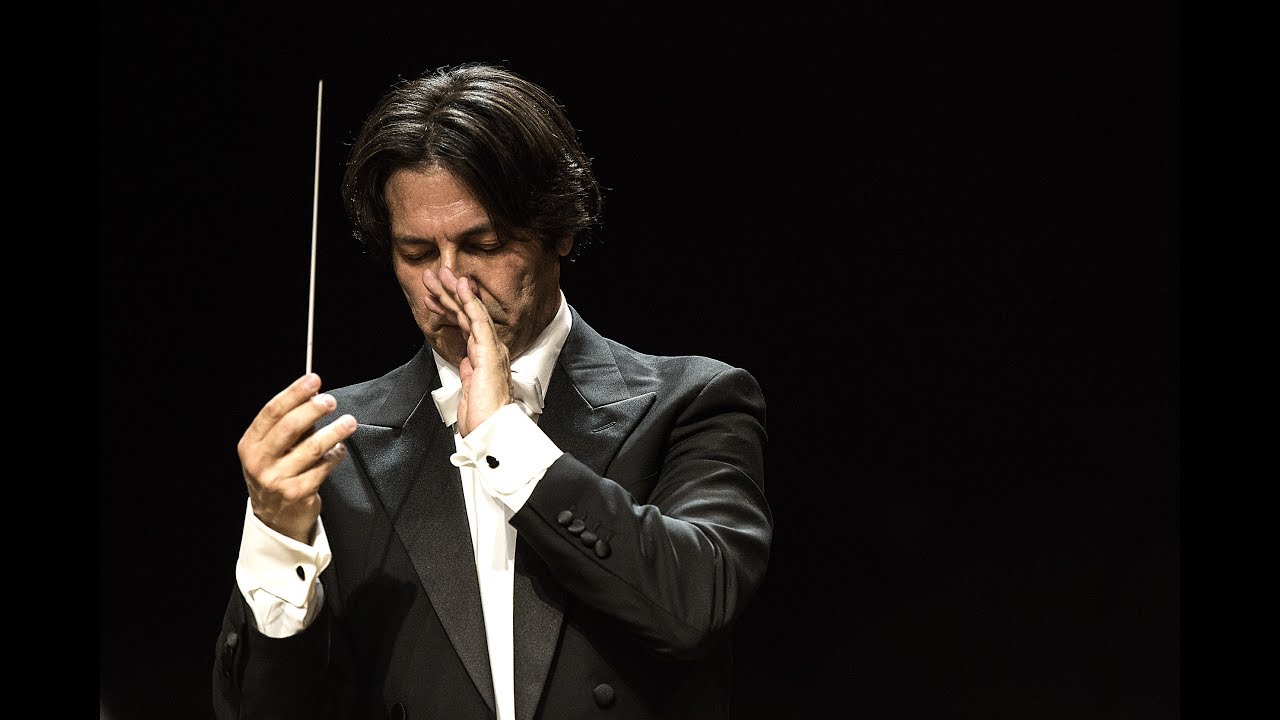 Beethoven: Symphony N&deg; 5 & 7 Antonio Puccio conductor  Promo