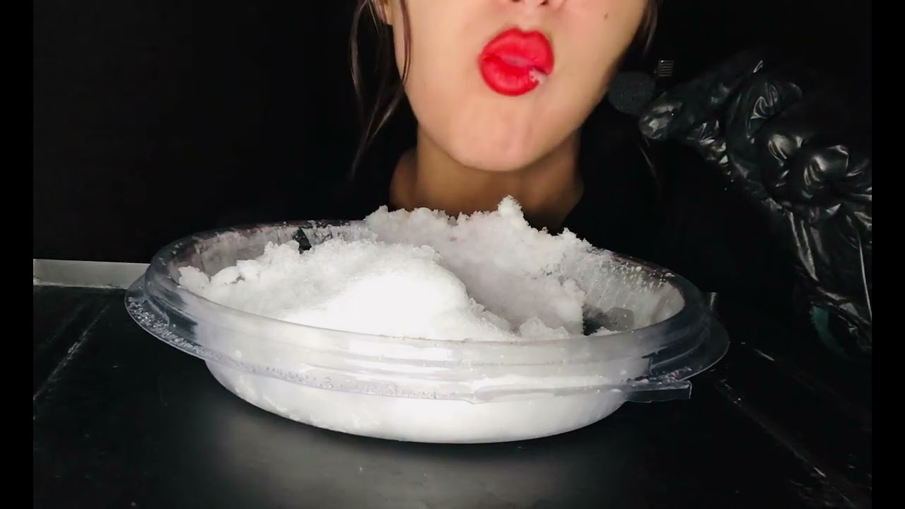 ASMR HUMIDIFIER FREEZER FROST EATING /COLLAB WITH @CrispyCrunchyASMR                     🥶❄️🤤
