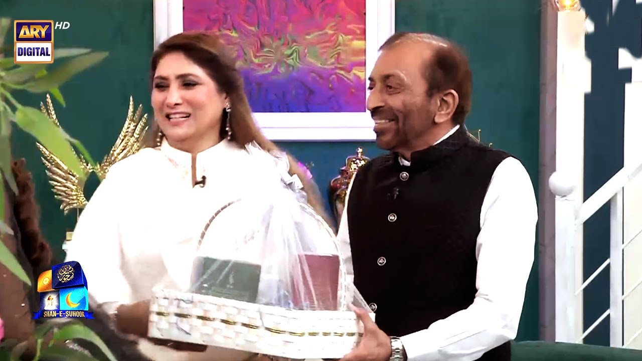 Tonight we have special couple guest (Farooq Sattar & Afshan Farooq) in Shan e suhoor
