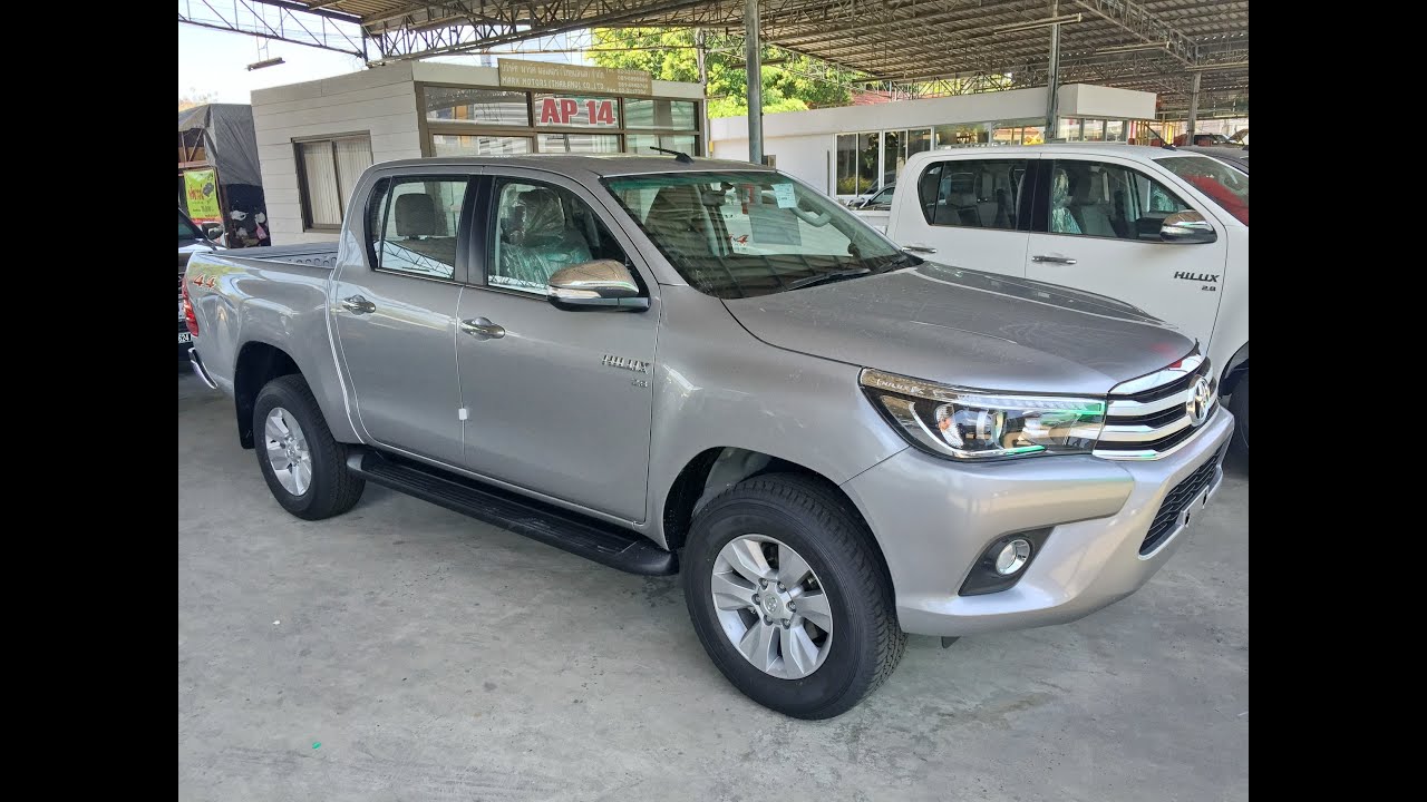 Video Review of Toyota Hilux Revo 2017 DoubleCab 2 8G 4WD A T Navi
