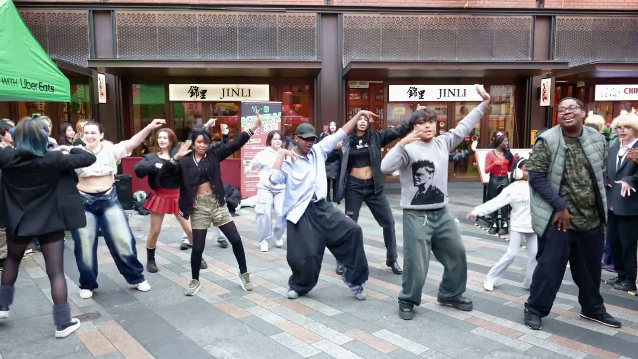 【KREW STUDIO ✖️ Uber Eats】Kpop Random Dance 「Part 1」