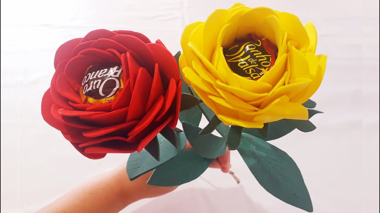 Rosa com Bombom Lembrança do Dia das Mães / Flower with Candy Souvenir of Mother's Day