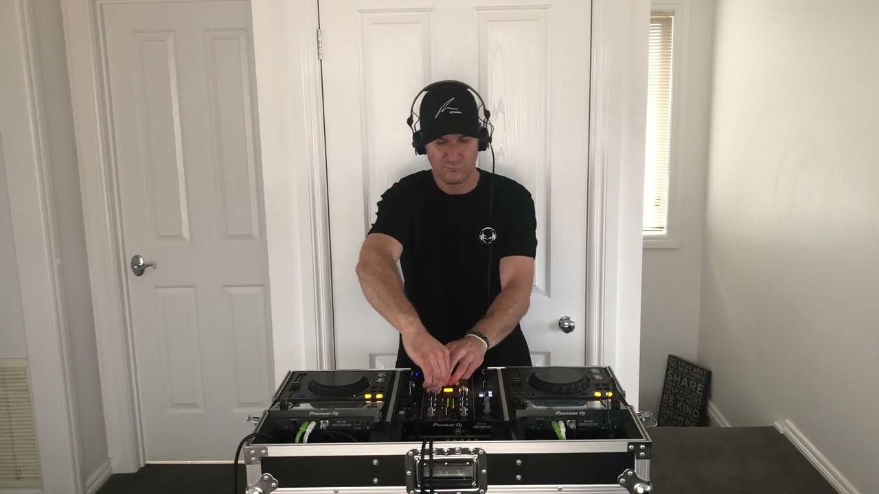 Mini commercial House Mix 2023