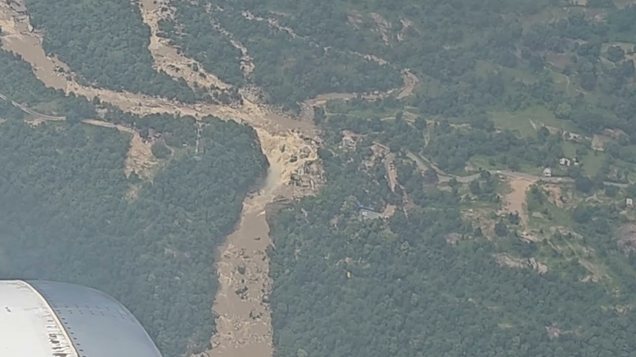 AirIndia Express I5 710 Flight ✈️  Landing at Ranchi Airport (Dassam Falls spectacular view)