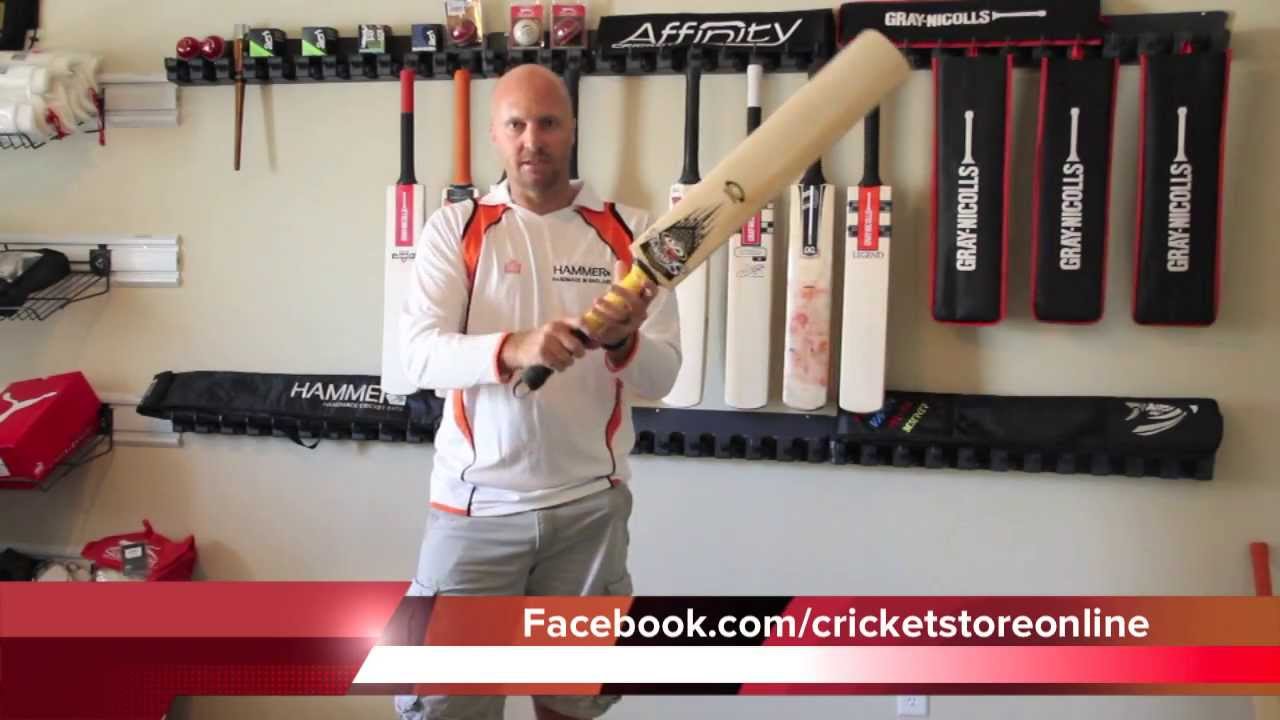Screaming Cat cricket bat review vs B3 cricket and also Slazenger V12 LE..