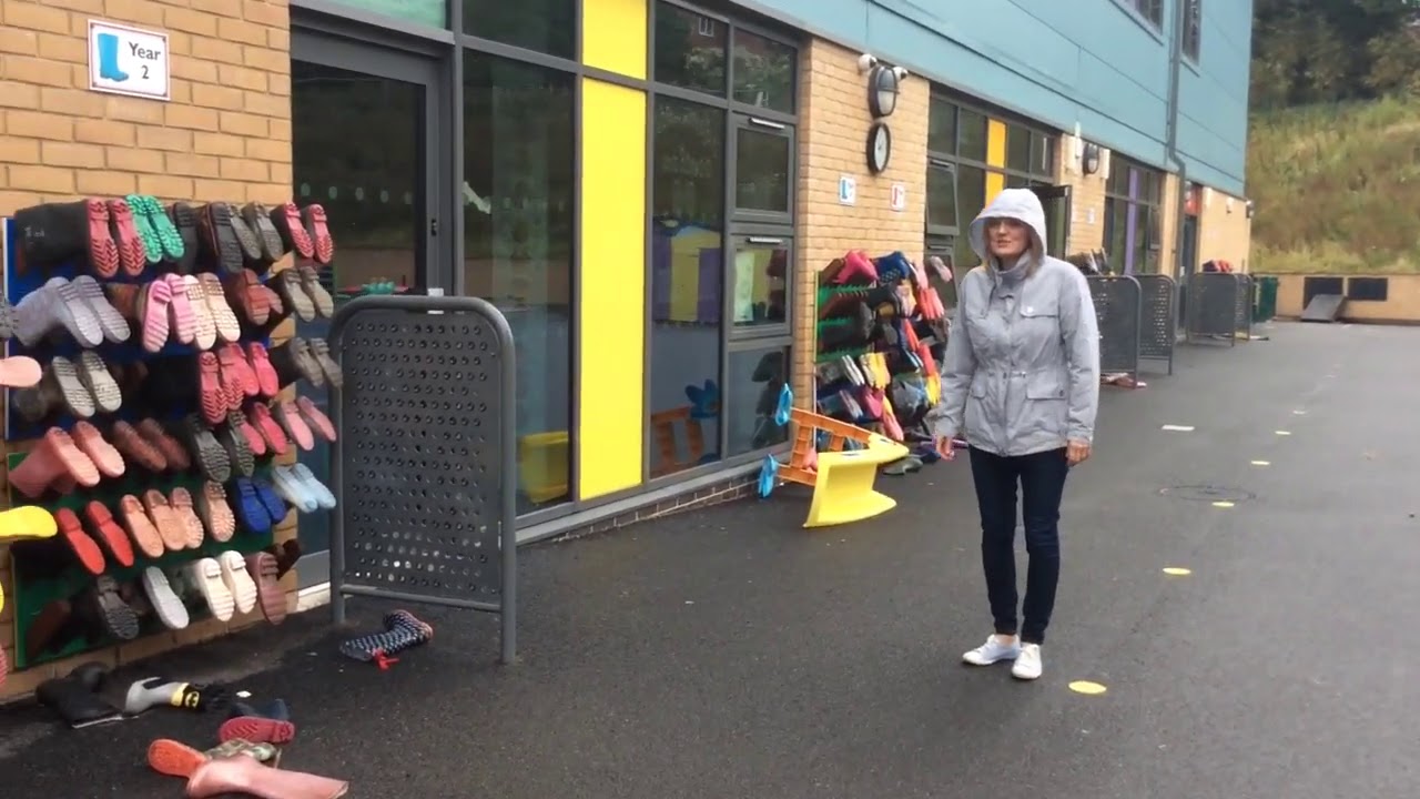 One Way System (Y1-Y6) Drop Off and Pick Up