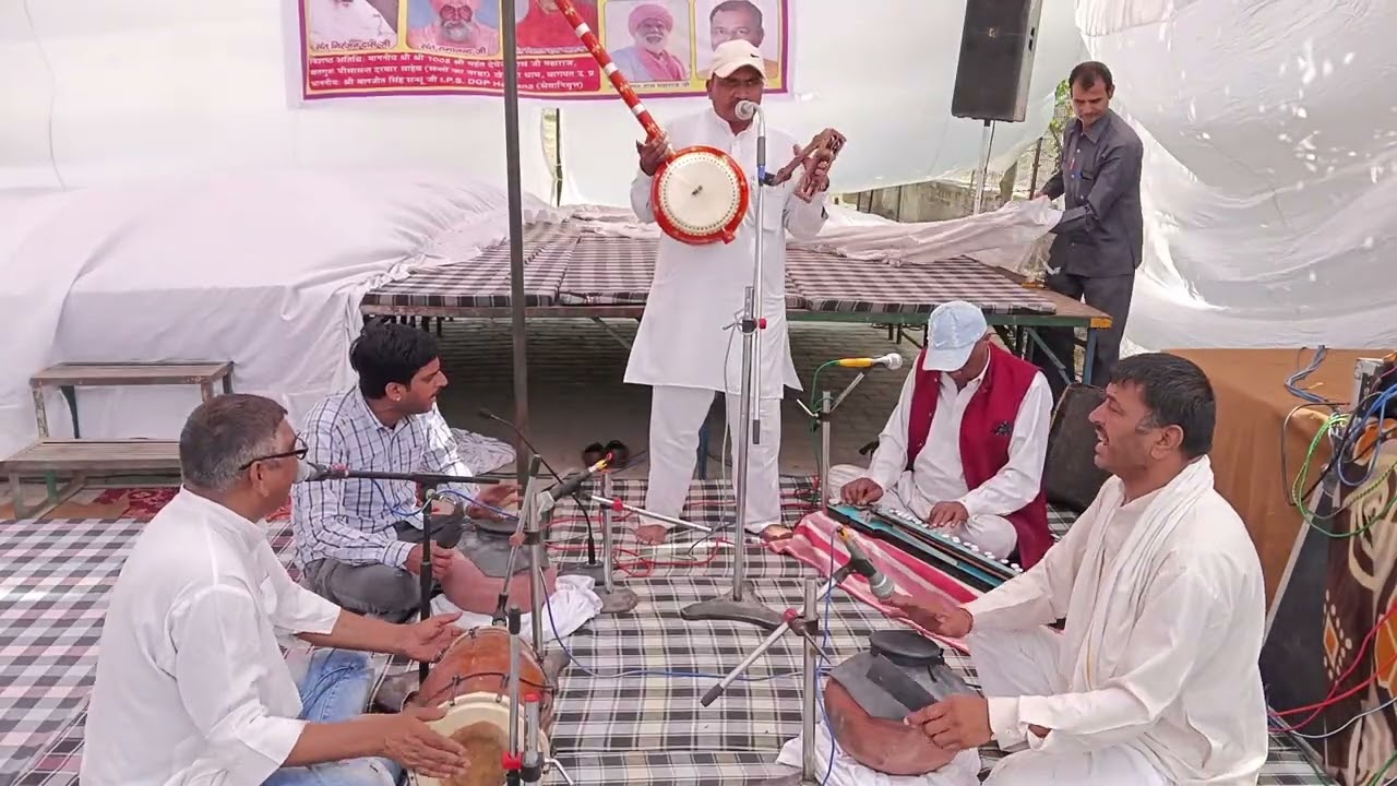 आज मेरी अखियां प्यासी है।     सत्संग प्रोग्राम गांव छ छापरा सफीदों #amritvani 