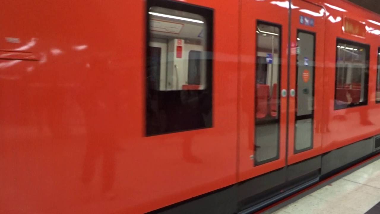Video from 07.October 2016: CAF M300 Metro train arriving at Kamppi metro station, Helsinki, Finland
