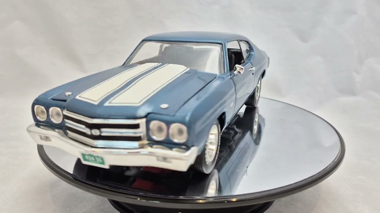 ERTL 1970 Chevrolet Chevelle SS 454 LS6 Blue American Muscle