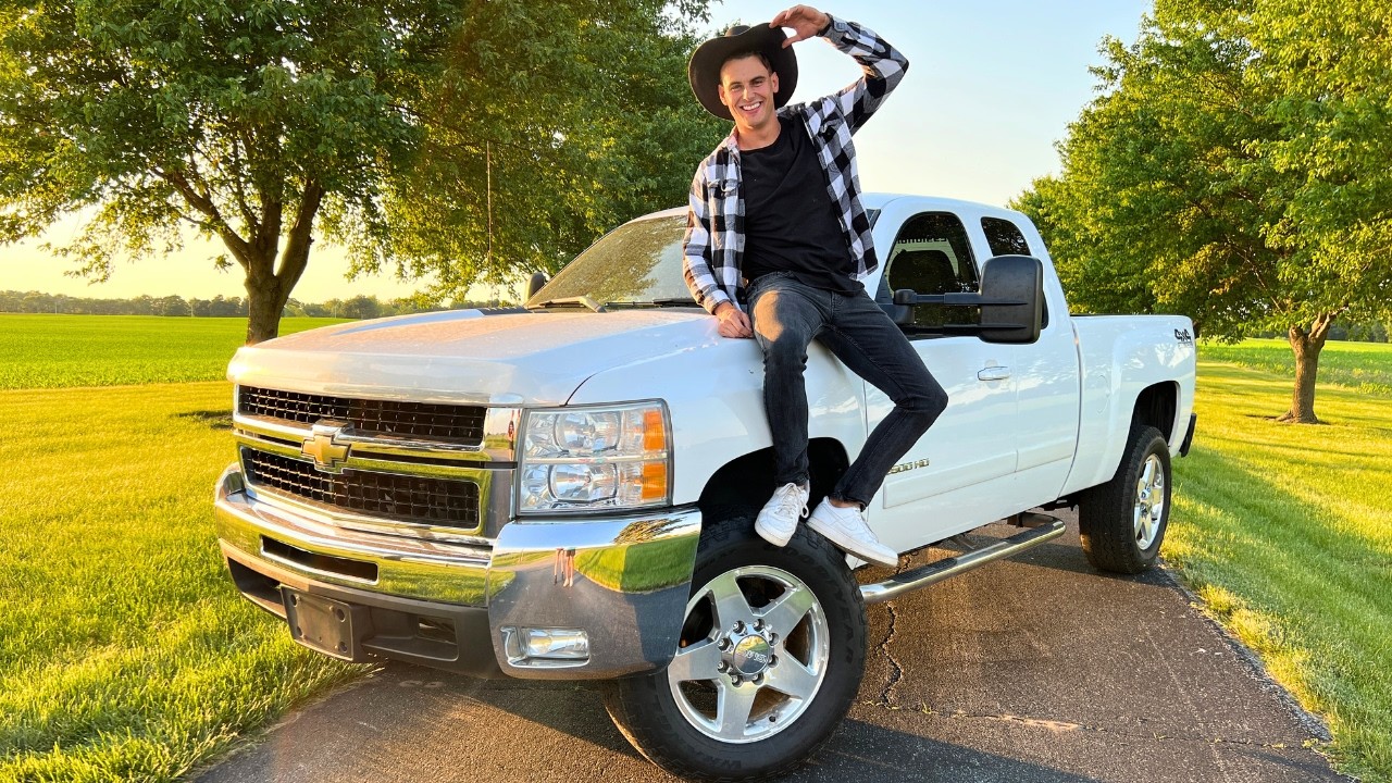 I Bought a $26,000 Duramax for $13,500 Sight Unseen… Then Transformed It