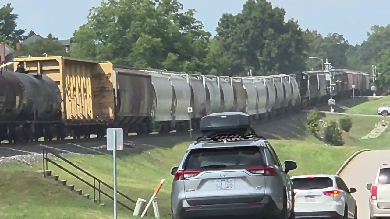 E50 coming into the clayton curve with a clayton sheriff passing by