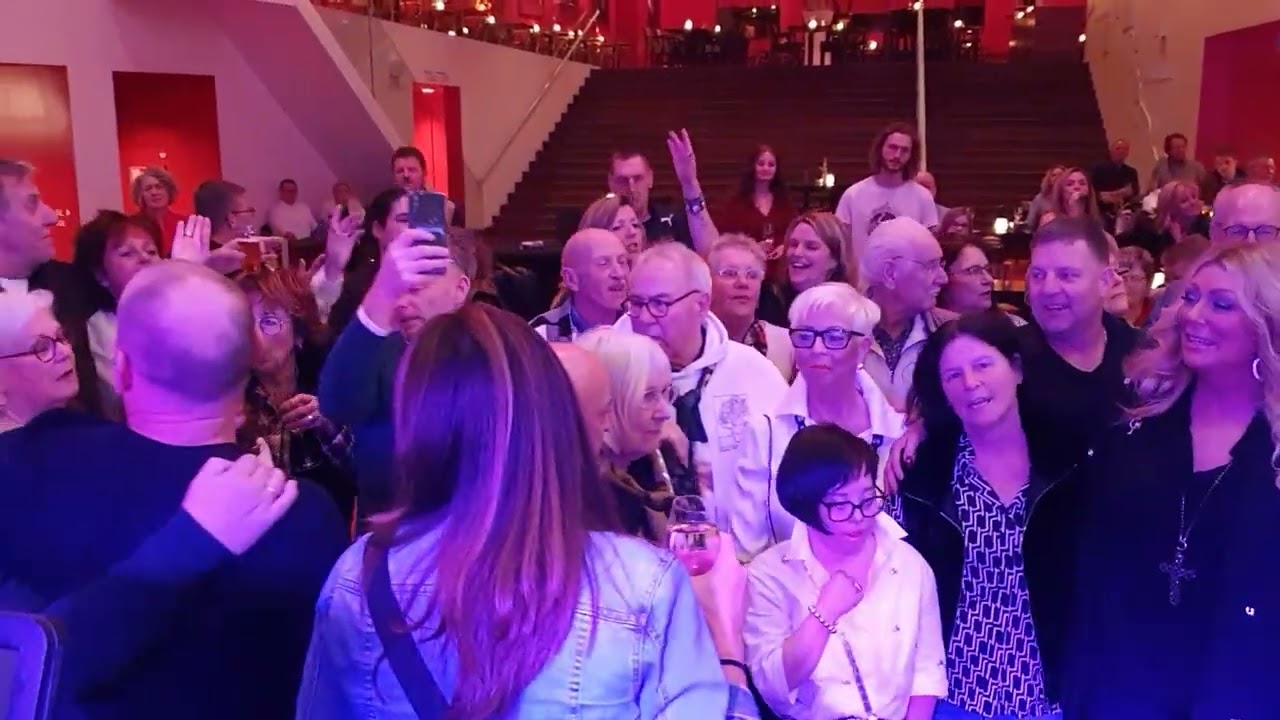 Belinda Kinnaer 1-12-2024 Wat een prachtige jubileum 30 jaar Belinda Kinnaer