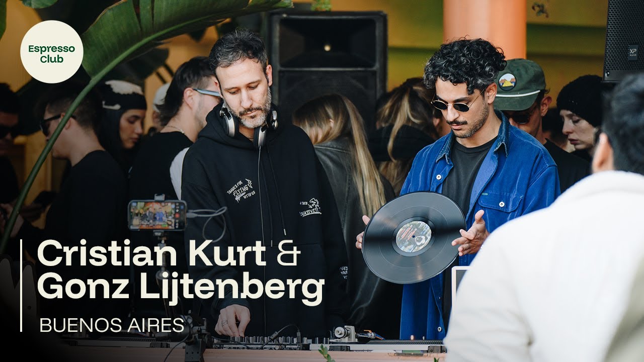 Vinyl house mix & Coffee Party in the best corner of Buenos Aires [2/2]