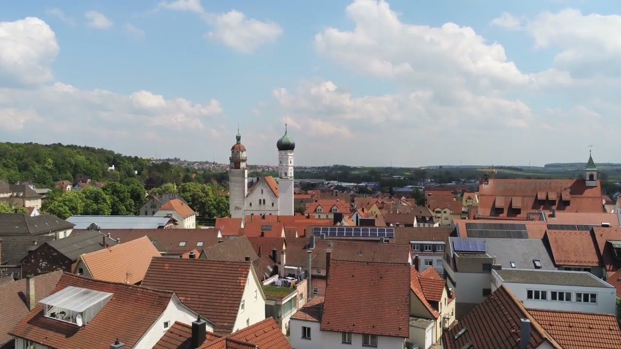 Kurze Drohnenaufnahme von Giengen in 4K - ImmoWolke