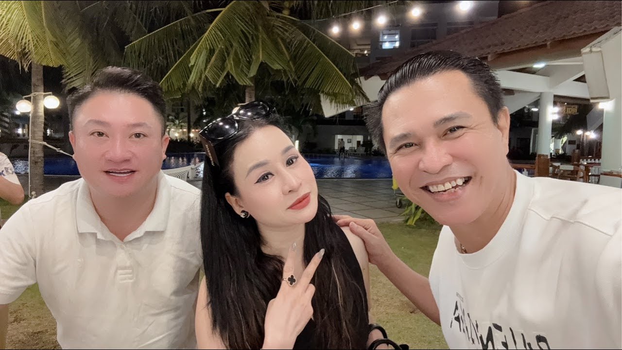 MÀNG CẦU HÔN CỦA HUY LÊ CHẤN ĐỘNG