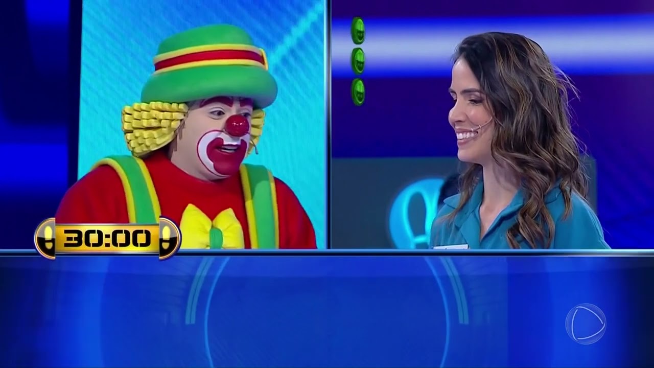 ACERTE OU CAIA: Pérola Faria desafia Patata no duelo