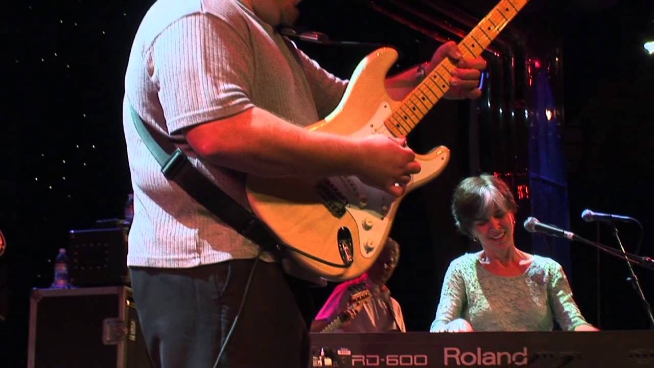 Marcia Ball:  Play With Your Poodle from 