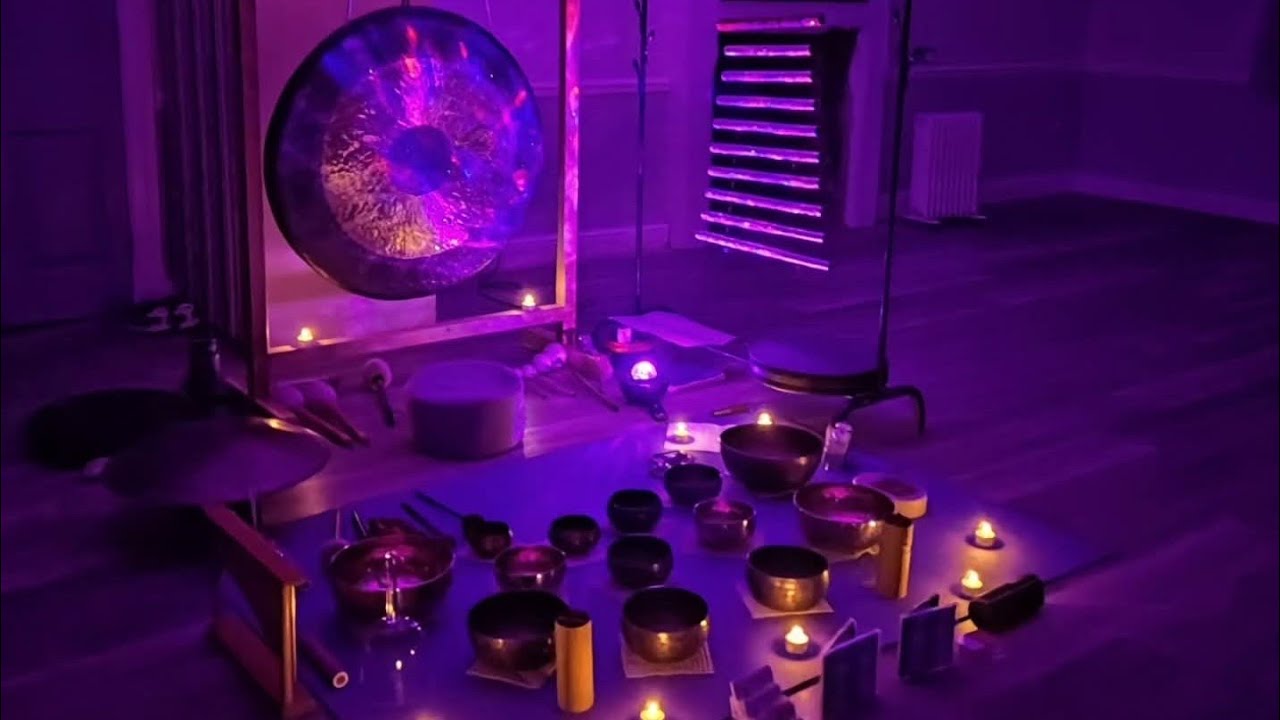 5 minutes Sound Bath - Headphones are highly recommended