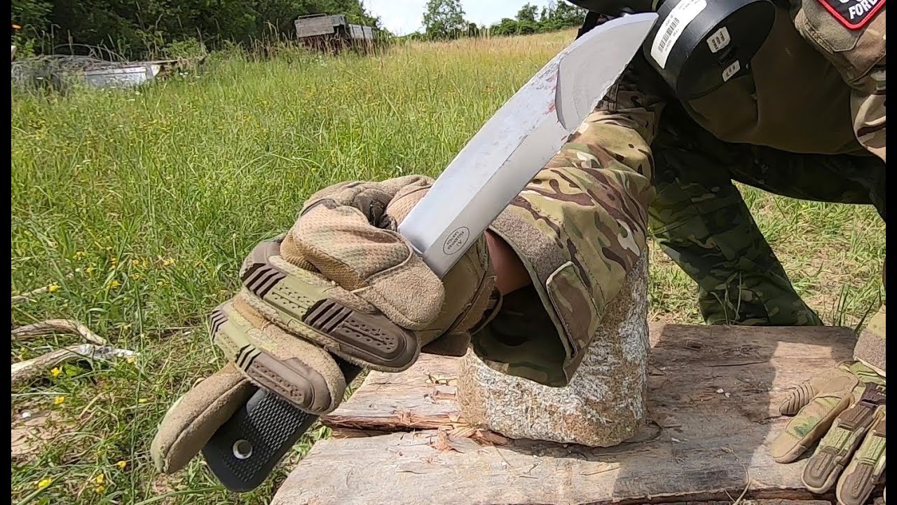 Fällkniven A1 - VG-10 - KNIFE DESTRUCTION TEST - UNTIL IT BREAKS - STEEL: VG-10 - HRC 59