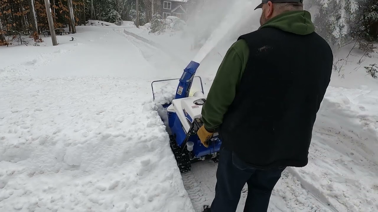 90-On joue dans la neige! Enfin un vrai test pour ma souffleuse!